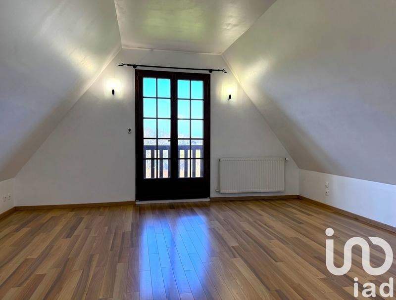 Maison - 180 m² - 6 pièces