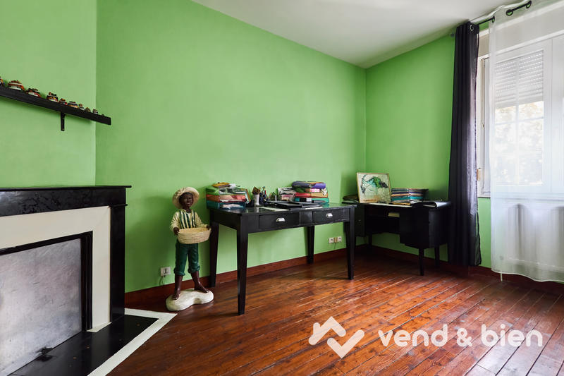 Maison - 229 m² - 7 pièces