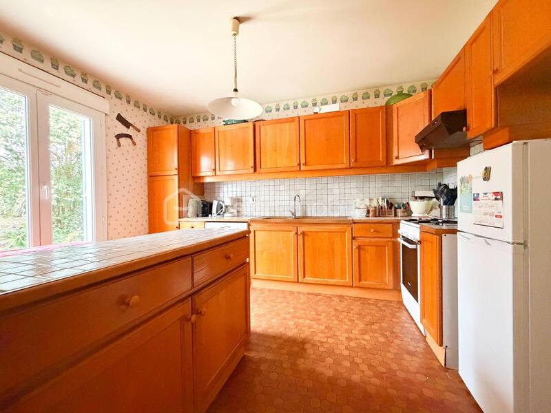 Maison - 184 m² - 7 pièces