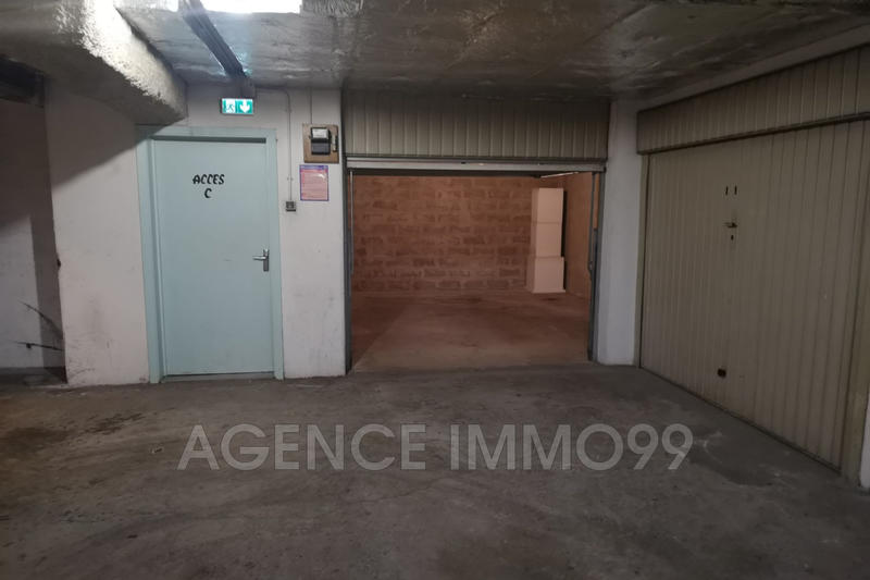 Parking / Garage - 24 m²