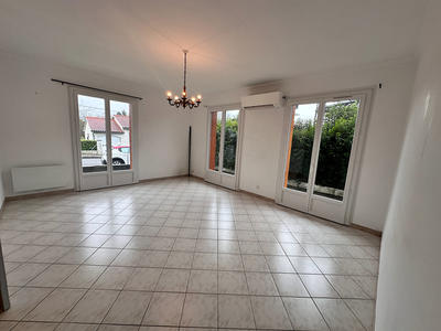 Maison - 97 m² - 4 pièces