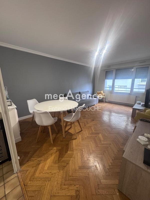 Appartement - 83 m² - 4 pièces