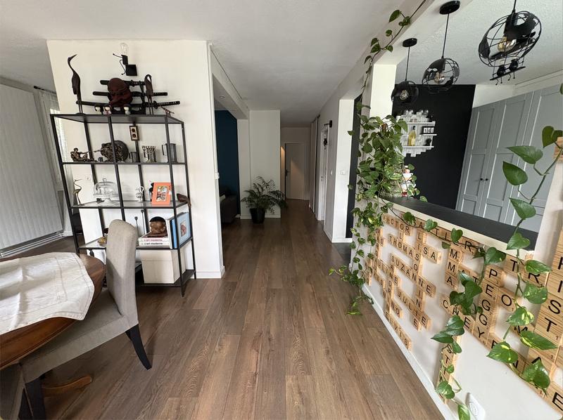 Appartement - 86 m² - 4 pièces