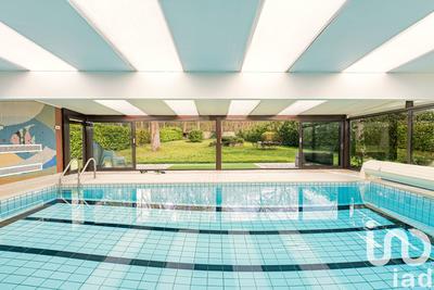 Maison - 180 m² - 7 pièces