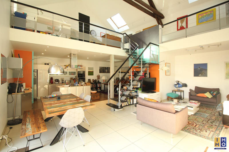 Maison ancienne - 260 m² - 7 pièces