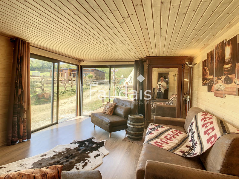 Propriété - 147 m² - 6 pièces