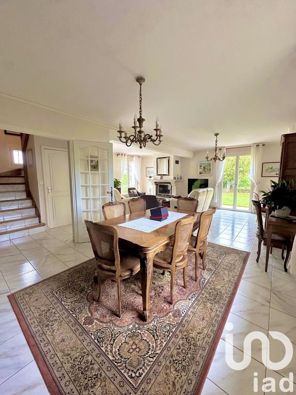 Maison - 146 m² - 8 pièces