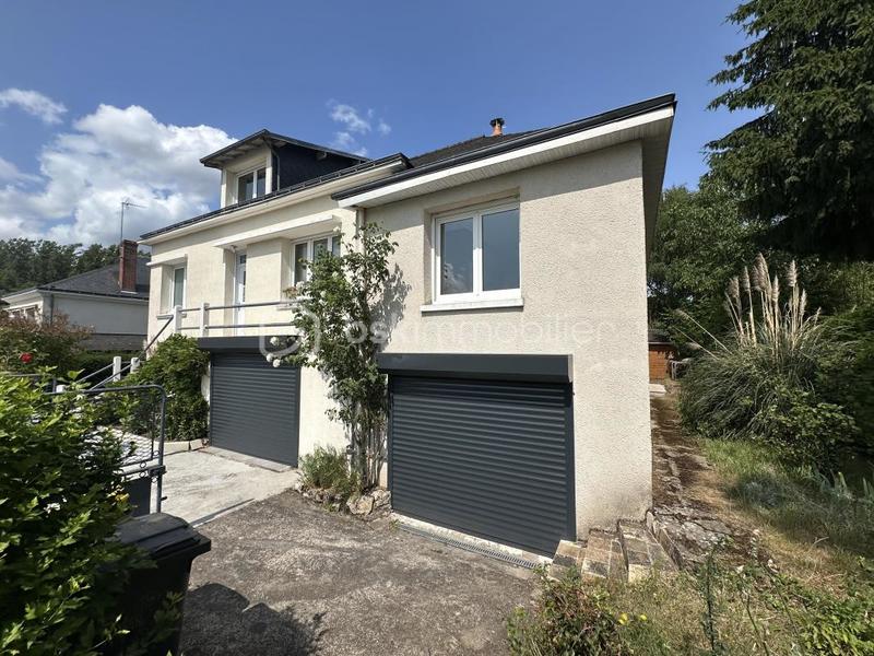 Maison - 137 m² - 6 pièces
