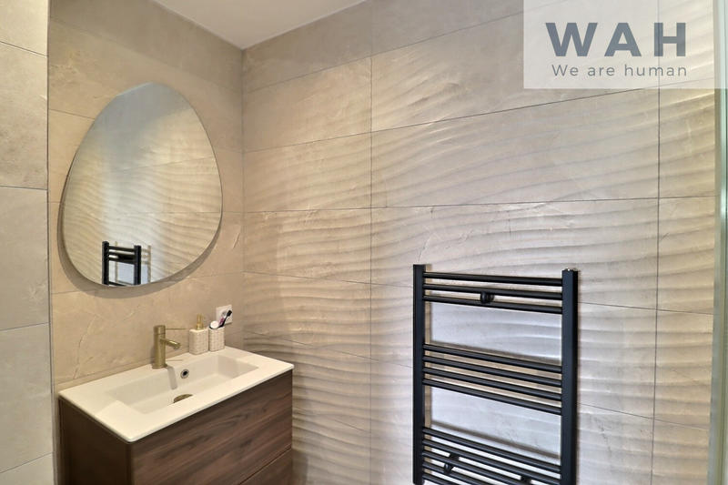 Villa - 220 m² - 5 pièces