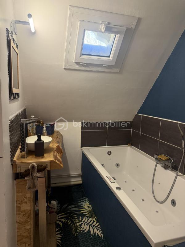 Maison - 162 m² - 7 pièces