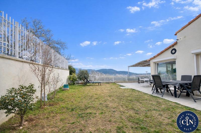 Appartement - 98 m² - 3 pièces