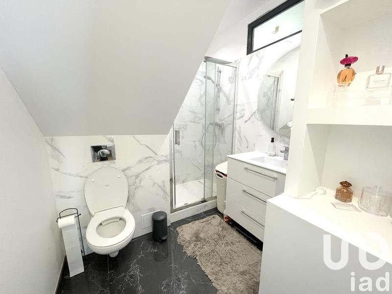 Maison - 197 m² - 7 pièces