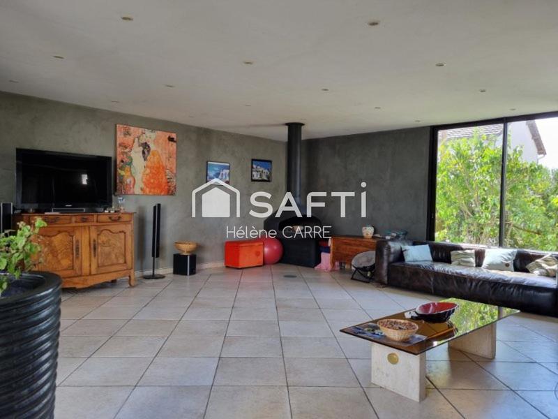 Maison - 152 m² - 5 pièces