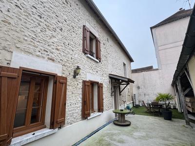 Maison - 178 m² - 5 pièces