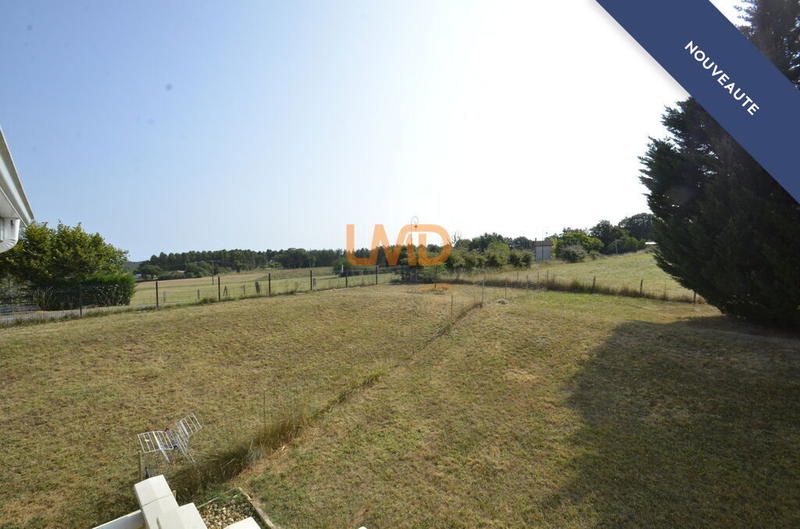 Propriété - 215 m² - 11 pièces