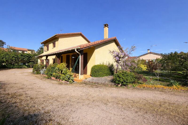 Villa - 124 m² - 6 pièces