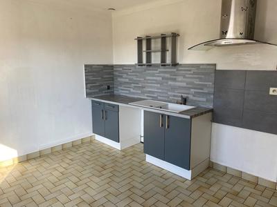 Maison - 83 m² - 4 pièces