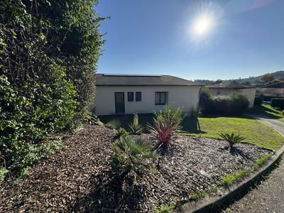 Maison - 95 m² - 4 pièces