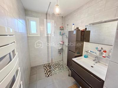 Maison - 100 m² - 6 pièces