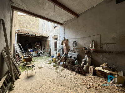 Maison - 261 m² - 11 pièces