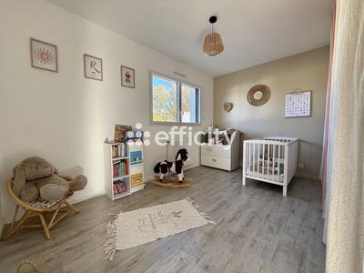 Pavillon - 128 m² - 6 pièces