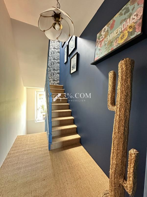 Maison - 106 m² - 7 pièces