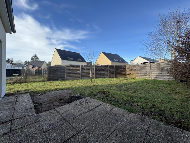 Maison - 95 m² - 5 pièces