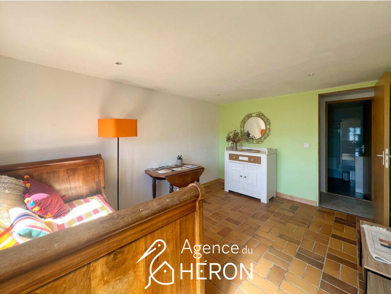 Maison - 143 m² - 8 pièces