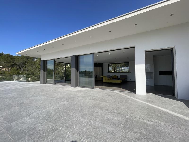 Maison contemporaine - 186 m² - 5 pièces