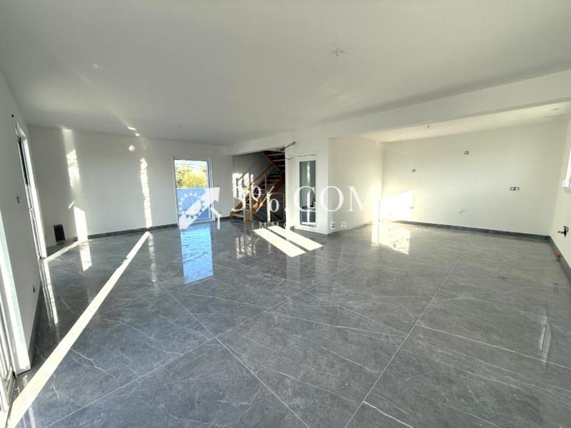 Villa - 170 m² - 5 pièces