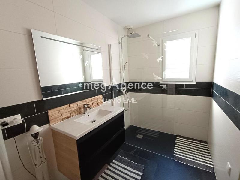 Maison - 104 m² - 5 pièces