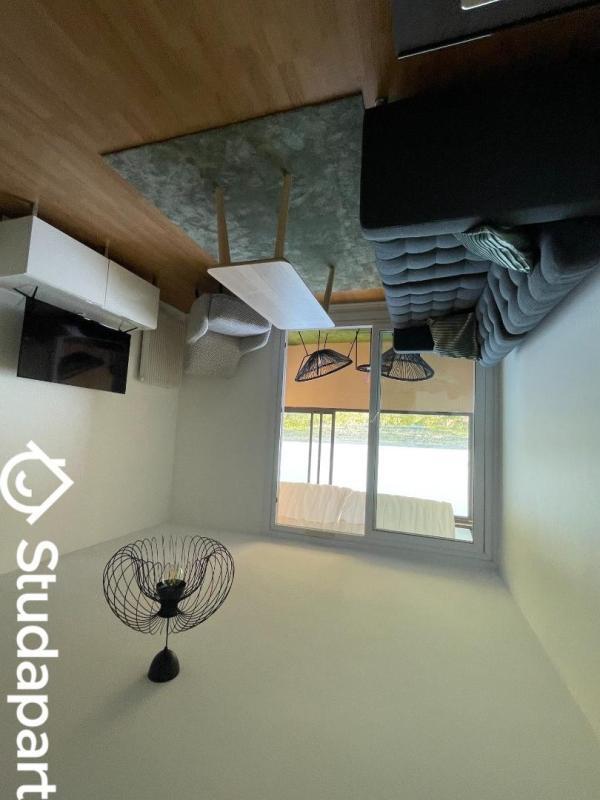 Chambre - 14 m² - 1 pièce