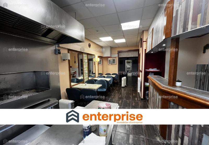 Local commercial - 110 m²