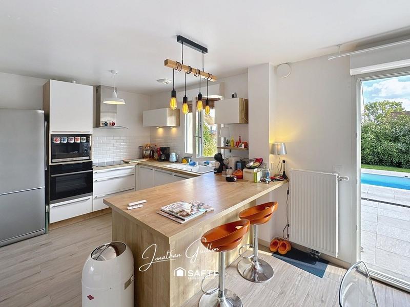 Maison - 114 m² - 5 pièces