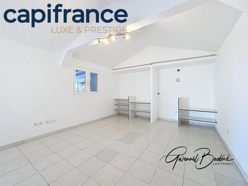 Villa - 185 m² - 6 pièces