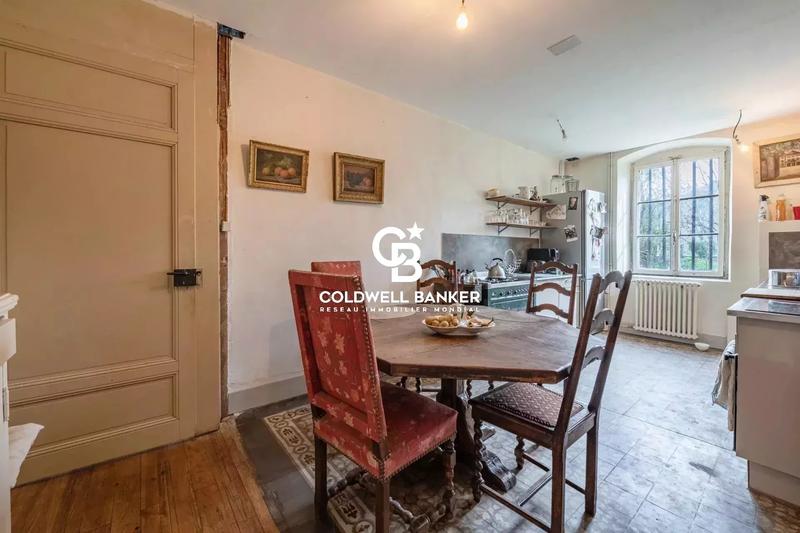 Maison - 554 m² - 15 pièces