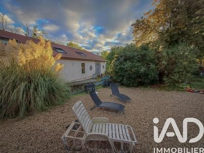 Maison - 245 m² - 6 pièces