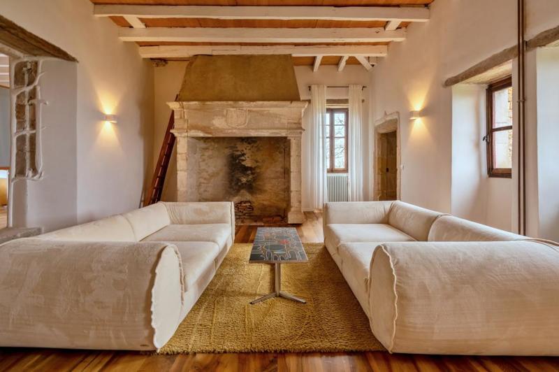 Château - 1 200 m² - 35 pièces