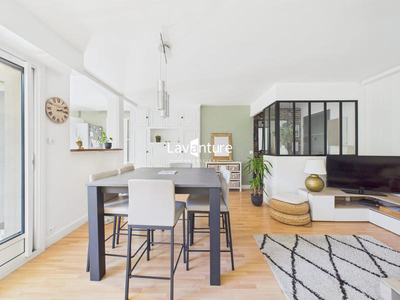 Appartement - 81 m² - 4 pièces