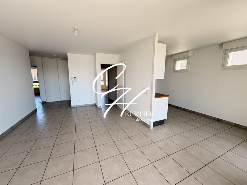 Appartement - 81 m² - 4 pièces