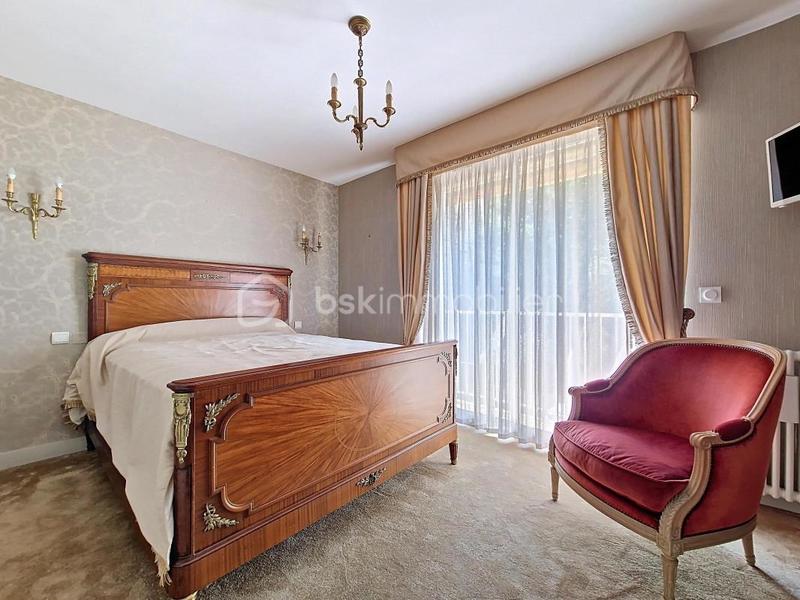 Maison de ville - 152 m² - 9 pièces