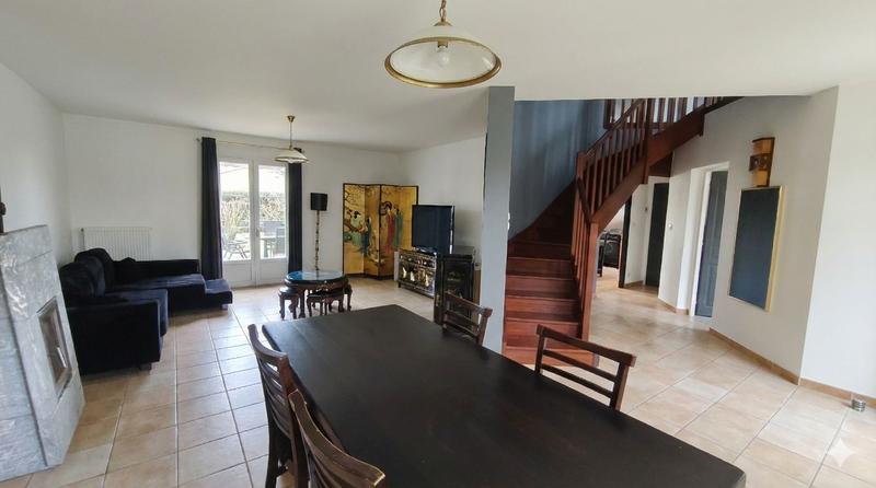 Maison - 151 m² - 5 pièces