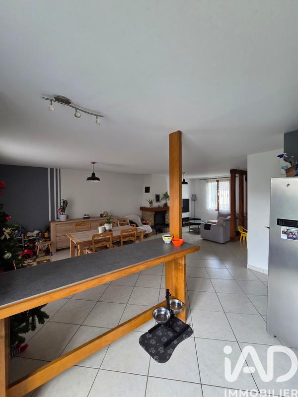 Maison - 93 m² - 4 pièces