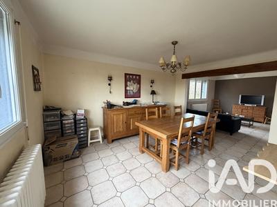 Maison - 125 m² - 5 pièces