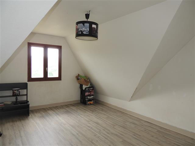 Maison - 130 m² - 8 pièces