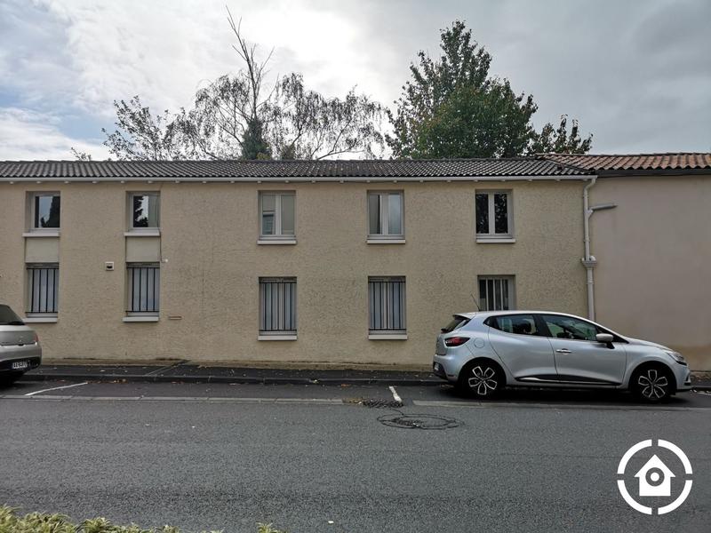 Bureau - 43 m² - 2 pièces