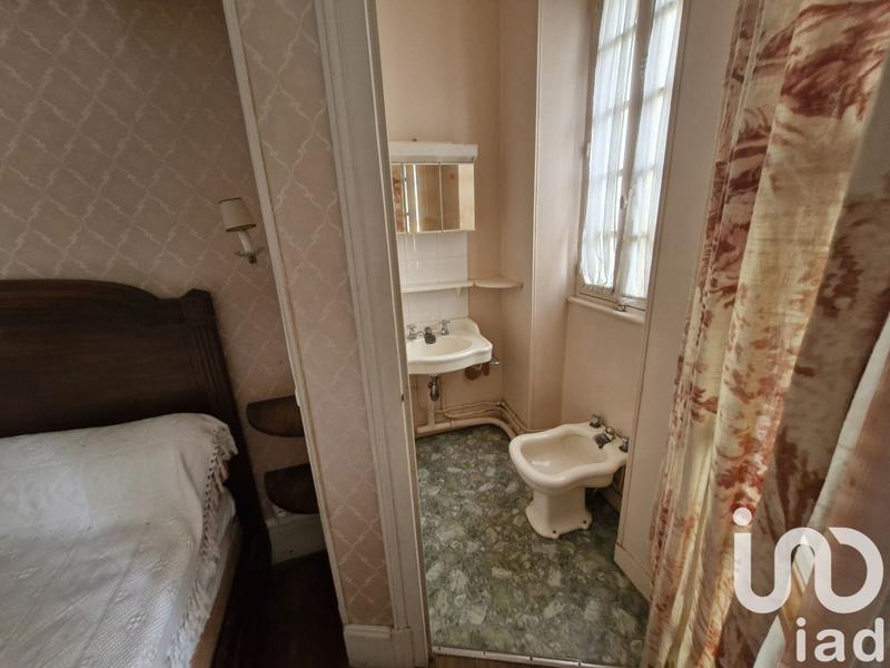 Maison - 350 m² - 13 pièces