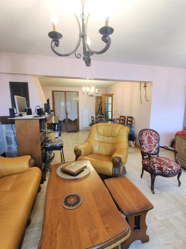 Maison - 125 m² - 7 pièces