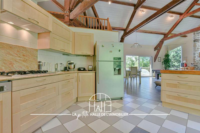 Villa - 195 m² - 6 pièces