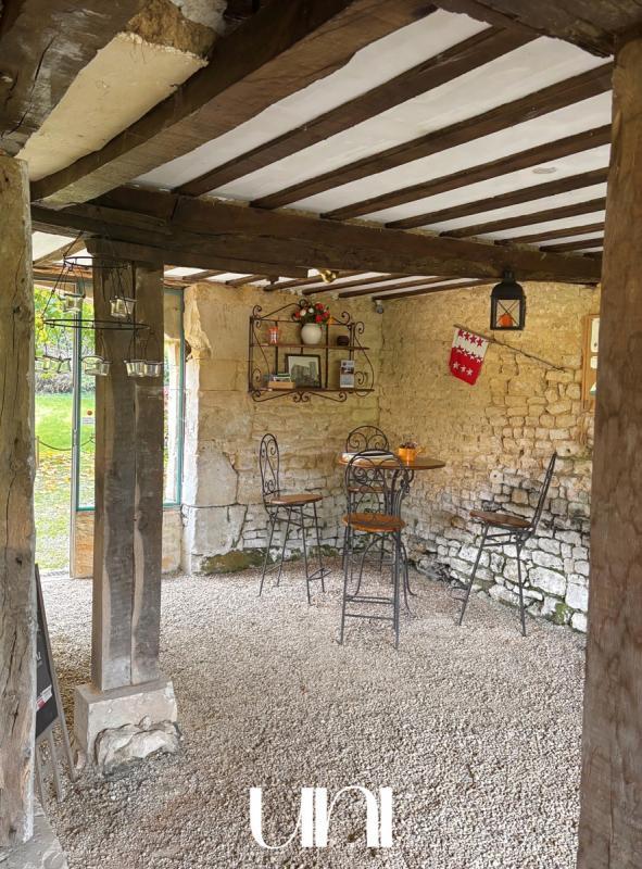 Maison - 341 m² - 10 pièces